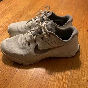 Nike metcons